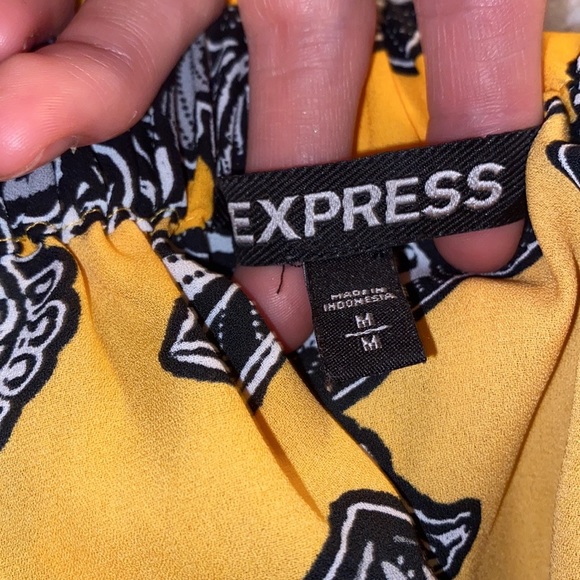 Express Yellow Blouse - Picture 3 of 6